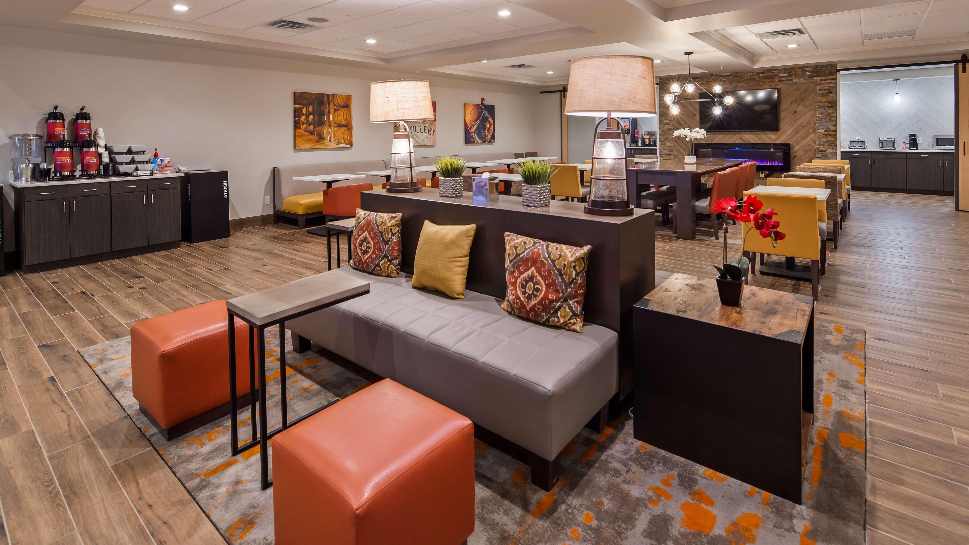 Best Western Plus Elizabethtown Inn & Suites Екстер'єр фото